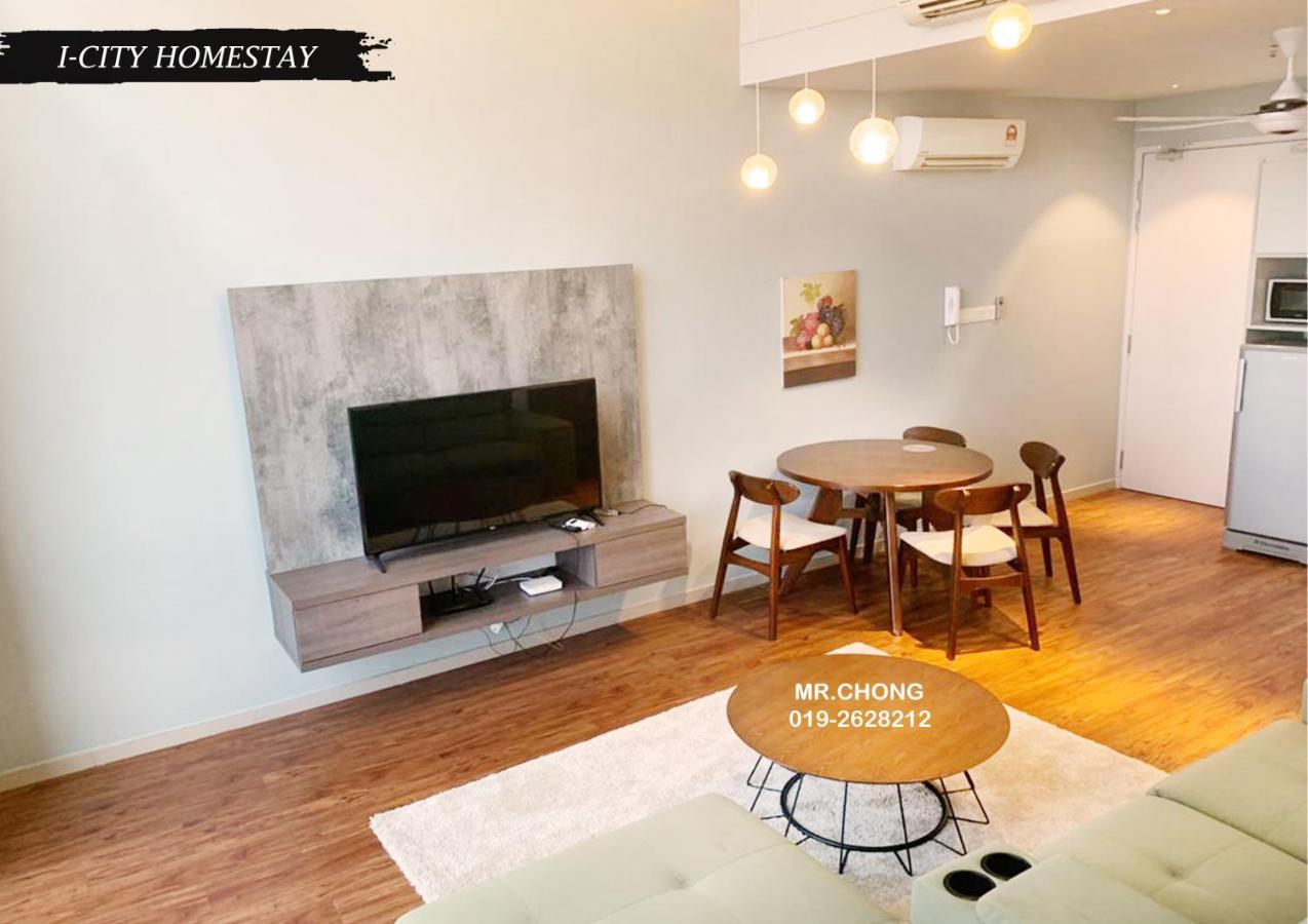 I City Duplex Suite With Wifi 샤알람 외부 사진